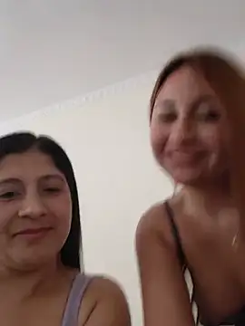 Julii_Sw - Lick tits to Mia🍒🥵