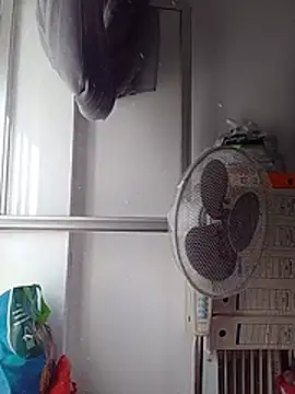 Bruna_safadinhaa - Abrir o cuzinho de 4