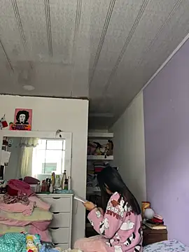 Marianahb-e - Flash boobs