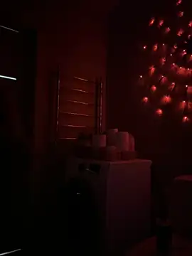 KatyOops - RIDE DILDO+3M TOY CNTRL LAST TIP