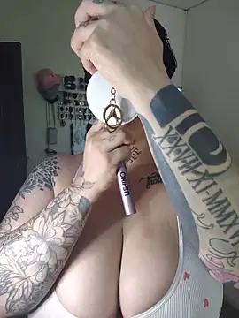 KatInk - BJ AND PLAY WITH MY BOOBS