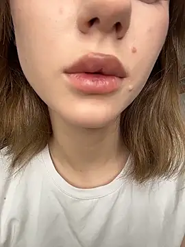 LunaLun - suck my finger+saliva eye contact