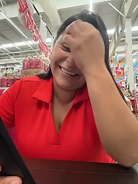 Angie_e - 😒👿😮Naked in supermarket +finger pussy