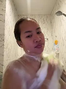 Ponthip - Show my tits