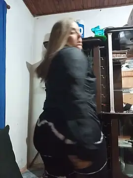 Wiyimari2 - Show pussy
