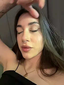 BOOMFOXY - 🌿Squeezing nipples  WOW!🍒