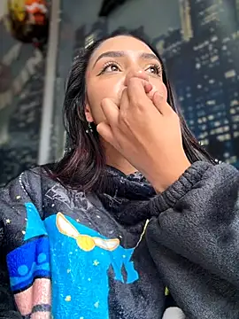 Sara-77 - PutMeInDoggyAndSpankMyAss X25