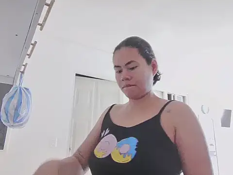 Girl_goo - breasts exposed while washing dishes😍