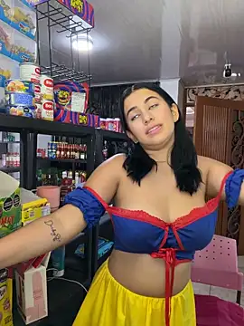 Celeste_rousse01 - get naked on the store