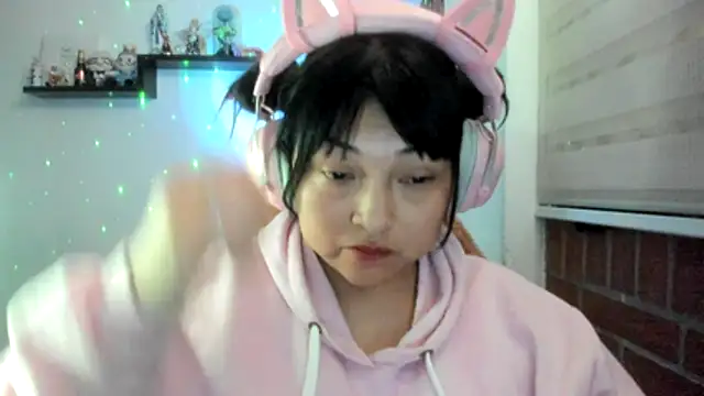 Shaddycute_ - Come and dance with me.