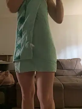 Cristal_Ruivinha - Uma voltinha de toalha 🛀