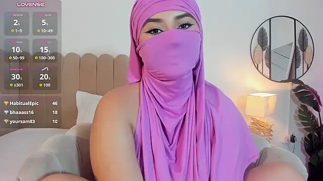 Naiaali - daggy without panties 🔥🍑