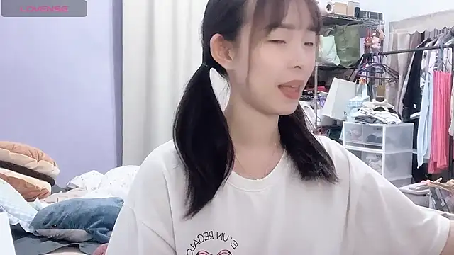 Peachyu - 開表演換情趣衣服慰慰玩玩具