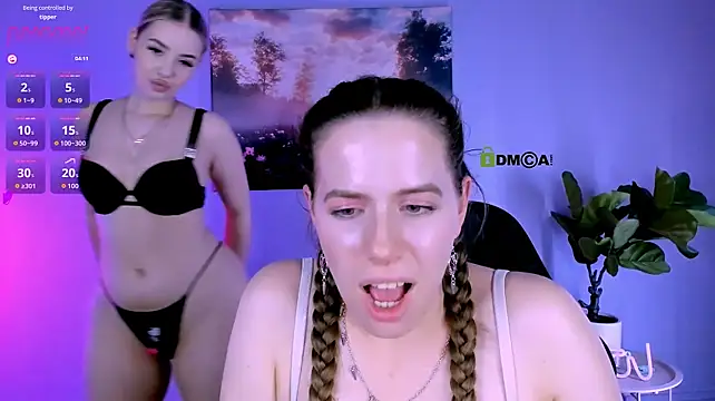 Viola_sweet_1 - Flash Tits 2 Hot Girls