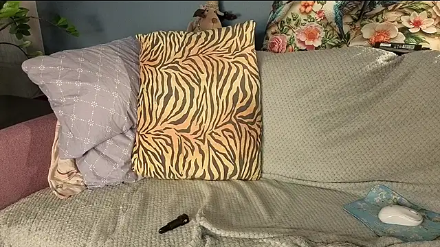 Missbenz - panties off