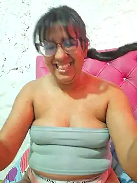 ZaidaWet - squirt in face