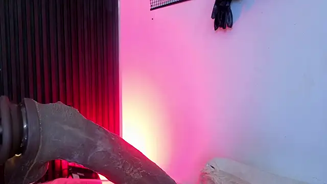 Issafoxx - spank pussy x 10