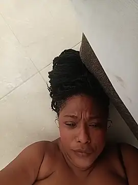 Jazmin43 - To be left in just a thong