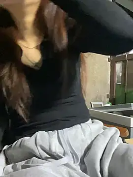 _AnneMia_ - Take off bra