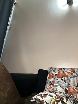 __Naomi - fist pussy till squirt