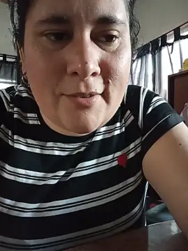 Clara_Arg - Cream on my tits 🍒🍒
