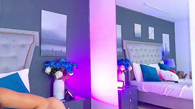 NiaVelvet_ - FLASH TITS + LICK NIPPLES