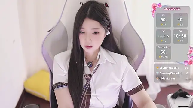 Kitty_baby77 - 完成任务全裸M腿5分钟
