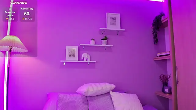 Emma_scott2 - Control lovense
