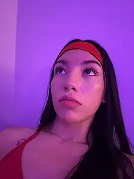 Maddison_Foxxx - Saliva in breasts 😋🍒