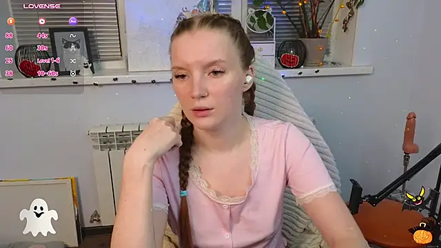 Mary_Blu - masturbate in panties