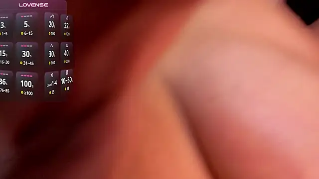 Sara_lopez_s - oil and squeez boobs