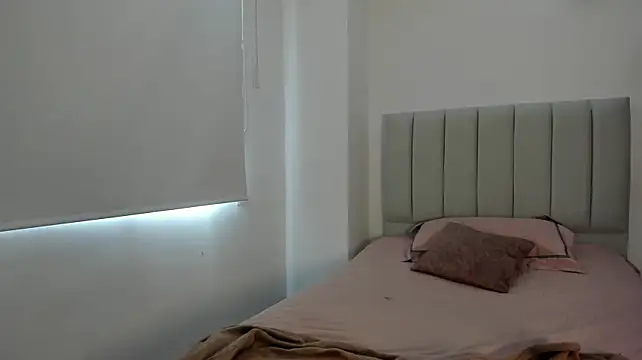 MindyDollSquirt - 😋 Time for a blowjob 😋