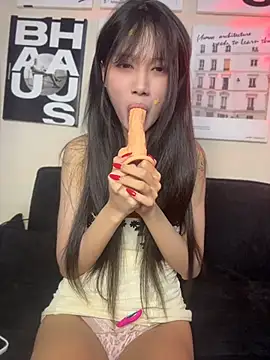 Xiaoxiao1001 - 斯胸贴五分钟