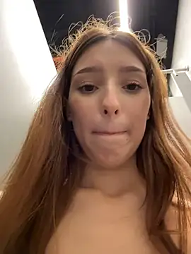 LilluKatten - CUM WITH A CUCUMBER 🥒 IN PUBLIC! 💦💦