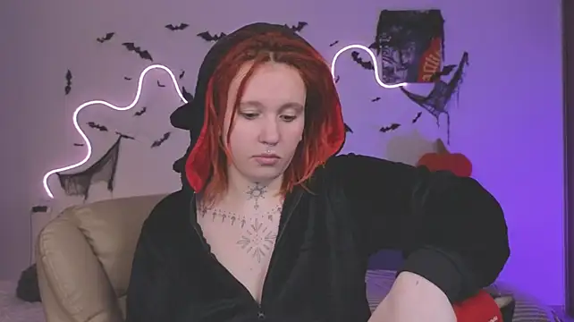 The_Full_Red_Moon - caressing a wet pussy