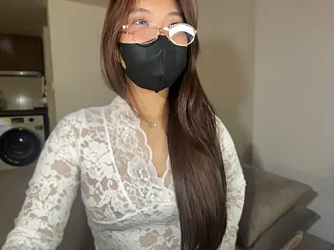 Phuong_Bee - 🍒 Oil pussy