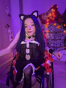MiniSophiaa - Take off panties