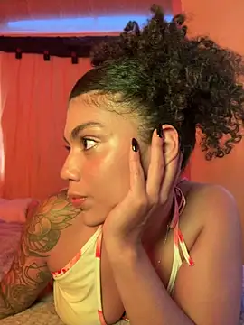 Morenayaa - Free boobs 💜