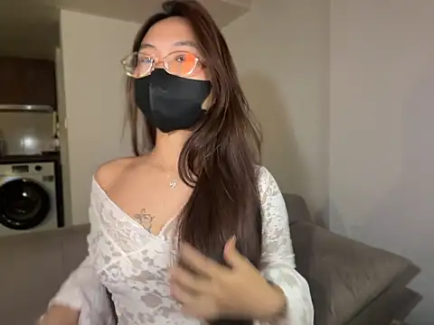 Phuong_Bee - 🍒 Oil pussy
