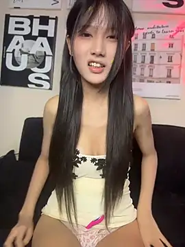 Xiaoxiao1001 - 斯胸贴五分钟