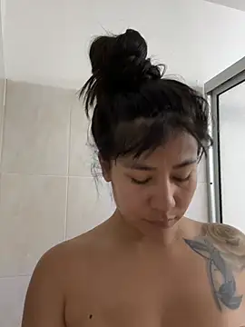 Kim_monti - naked+fingers ass