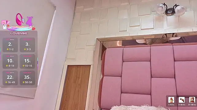 Laly_ferrer18 - play with my tits