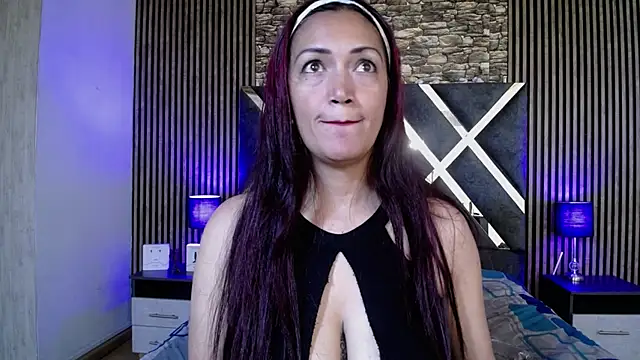 Dayana_mendoza69 - All naked and bounce boobs💋🍒