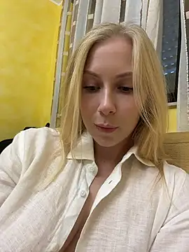 TrueSexyCrime - Ride dildo in front of the window