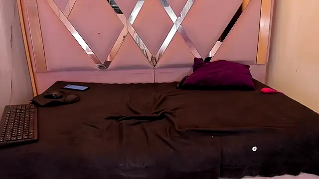BustyyJuicy_Rs - big belly with oil 🍯