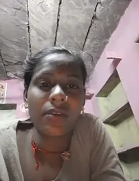 Hot_khusi753