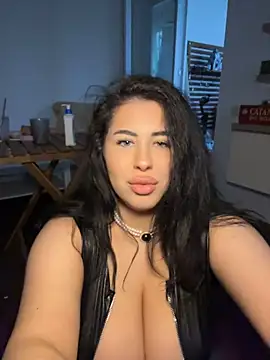 DaianaKimberly - Toy control 4 min ANAL
