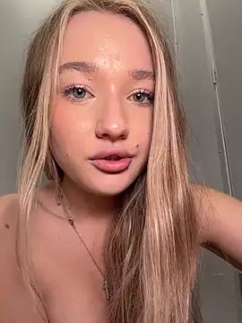 Milaa_sun - fingering ass above urinal WC 🚽