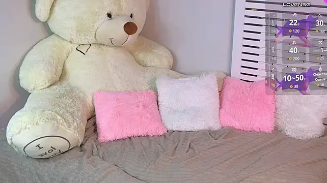 Carolina_Luxxx - sexy finger sucking