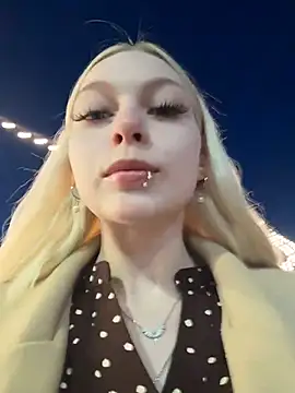AngelinaTous
